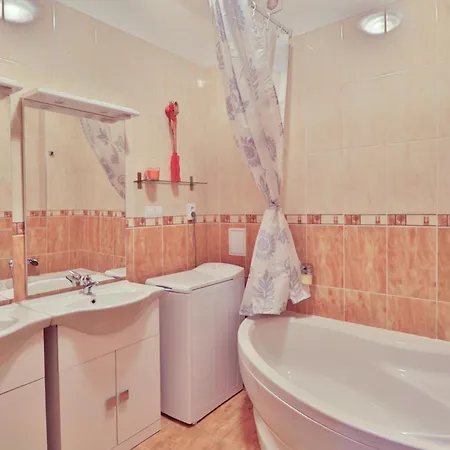 Spacious View Apartment *