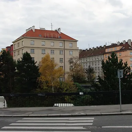 Apartment Spacious View Prague